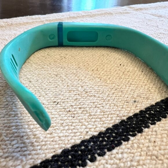 Fitbit Flex Activity Tracker-LG Teal Band-BAND ONLY - Picture 2 of 2